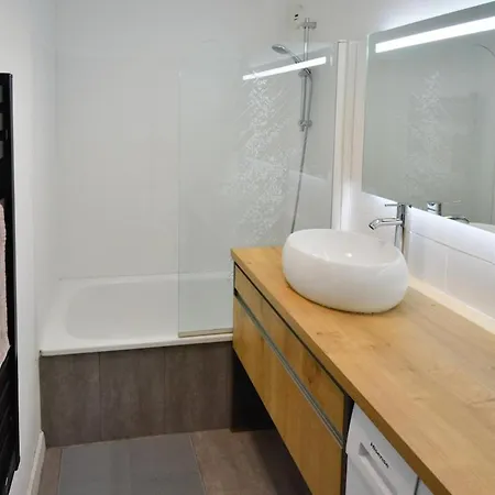 Bruyeres With Deck And Private Parking Apartment *